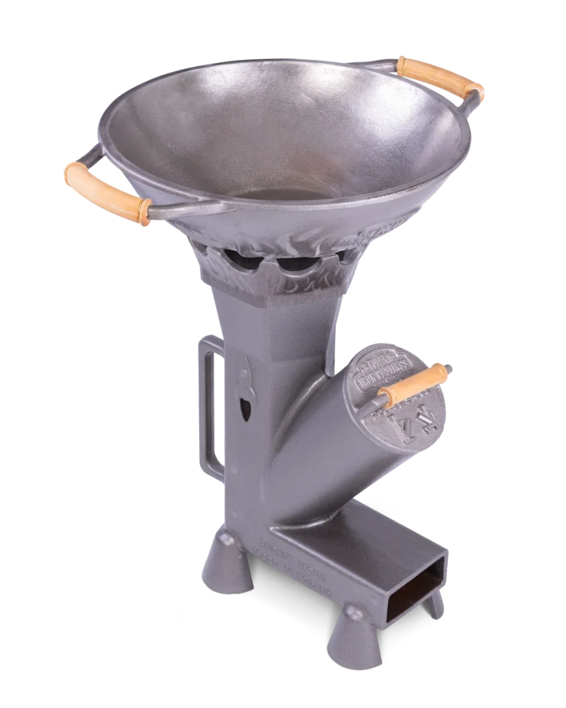 wok na koronie na piecyku rakietowym Duke