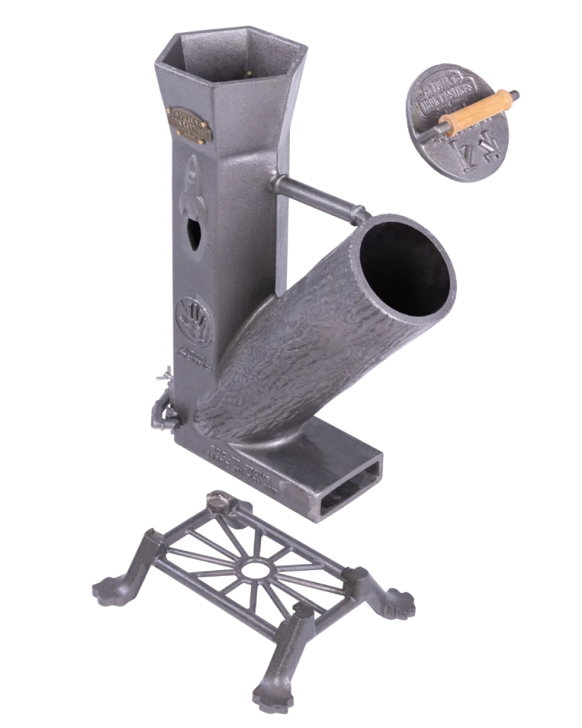 piecyku rakietowy King z podstawą i pokrywą paleniska